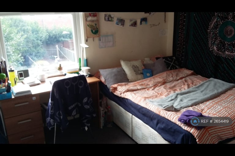 3 bedroom house in Claude Street, Nottingham, NG7 (3 bed) (#2654419)