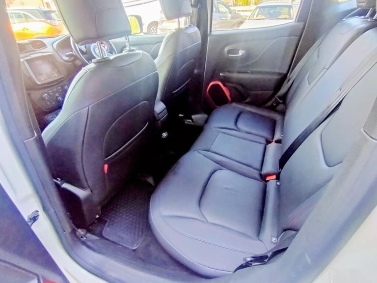 2018 Jeep Renegade 2.0 Multijet Trailhawk 5dr 4WD Auto ESTATE Diesel Automatic