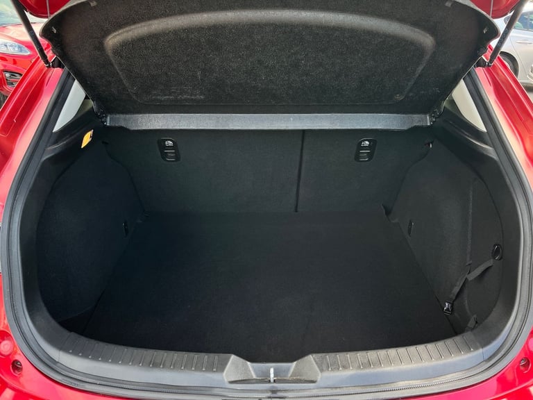 2017 Mazda Mazda3 2.0 SE-L Nav 5dr Auto Hatchback PETROL Automatic