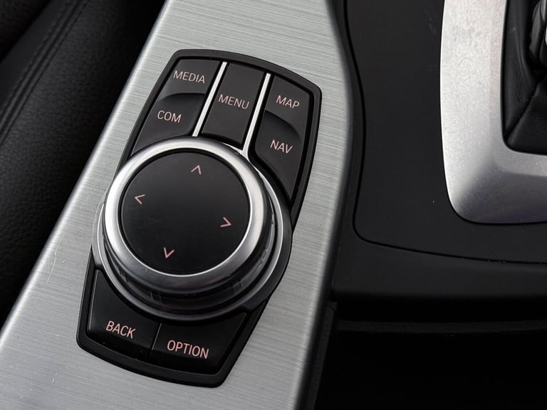 2018 BMW 3 Series 2.0 320i M Sport Shadow Edition Touring Auto xDrive Euro 6 (s/s) 5dr ESTATE Pet...