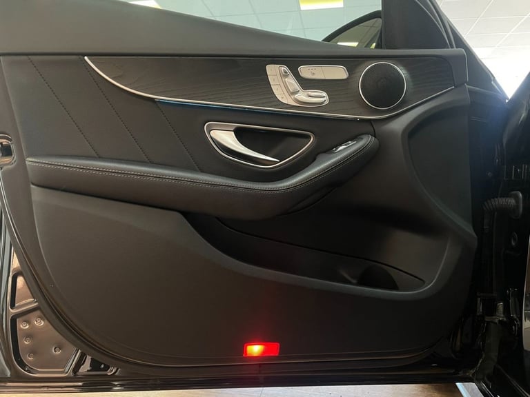 2018 Mercedes-Benz C Class 2.1 C220d AMG Line (Premium) Saloon 4dr Diesel G-Tronic+ Euro 6 (s/s) ...