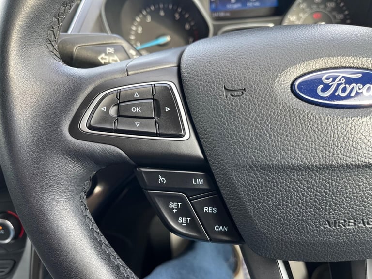 2017 Ford C-Max 1.0T EcoBoost Titanium Euro 6 (s/s) 5dr (Nav) MPV Petrol Manual