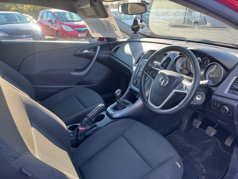 2015 Vauxhall Astra GTC 1.6T 16V 200 Limited Edition 3dr HATCHBACK Petrol Manual