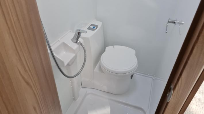 2022 Sprite Quattro FB Used Caravan