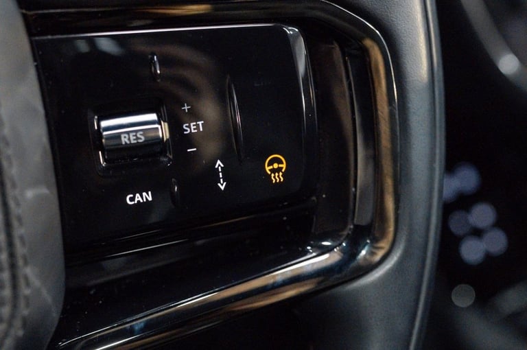 2024 Land Rover Range Rover Velar 2.0 P250 Dynamic HSE SUV 5dr Petrol Auto 4WD Euro 6 (s/s) (249 ...