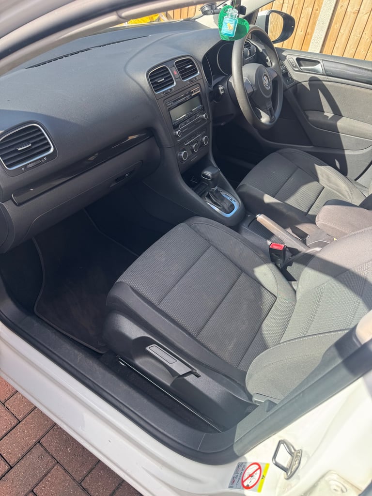Volkswagen, GOLF, Hatchback, 2009, Semi-Auto, 1390 (cc), 5 doors