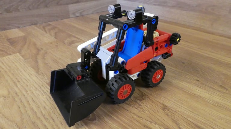 Technical LEGO Technic Mini Digger Excavator