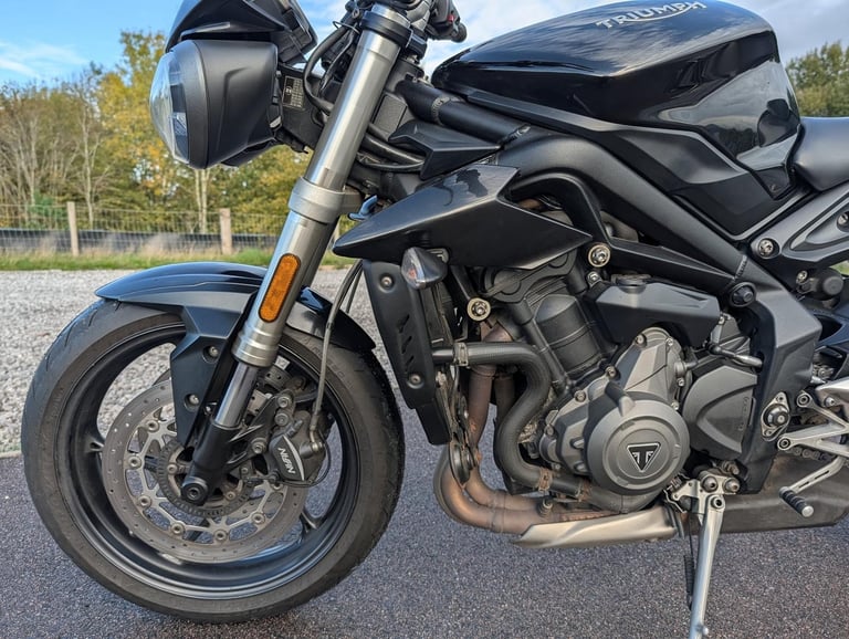 2019 TRIUMPH STREET TRIPLE S
