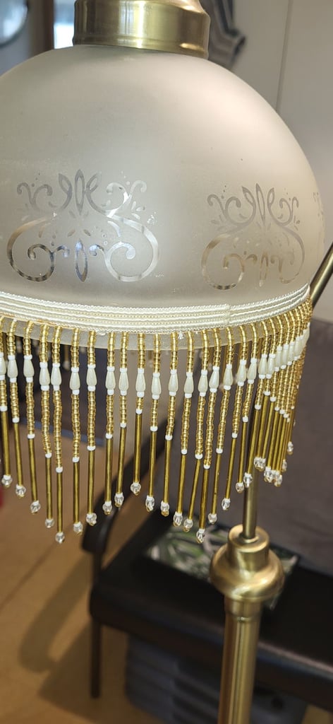image for Floor lamp in gold colour stand