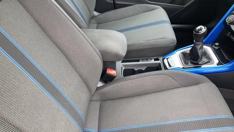 2019 Volkswagen T-Roc 1.5 TSI EVO Design 5dr HATCHBACK PETROL Manual