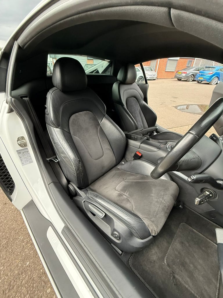 2008 Audi R8 4.2 FSI Quattro 2dr COUPE Petrol Manual