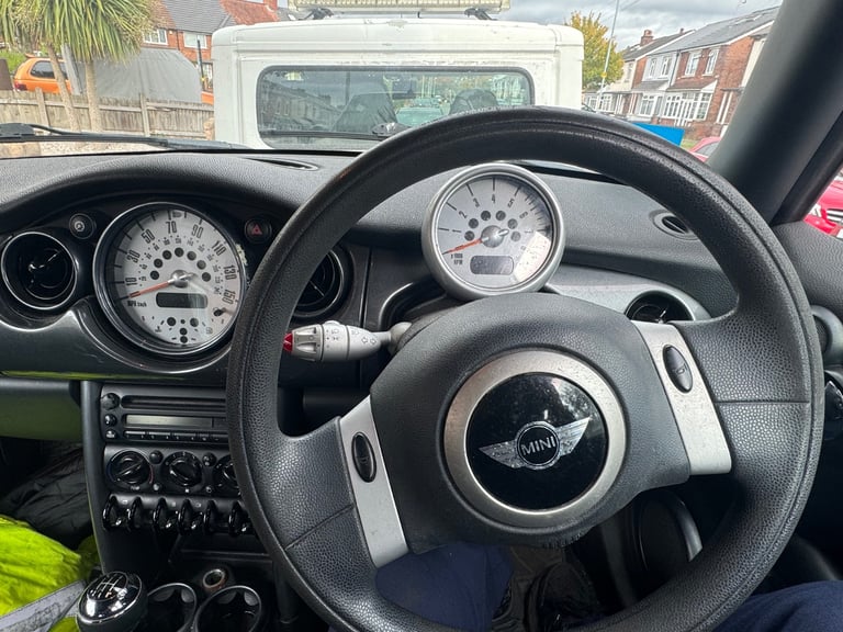 Mini, CONVERTIBLE, Convertible, 2007, Manual, 1598 (cc), 2 doors