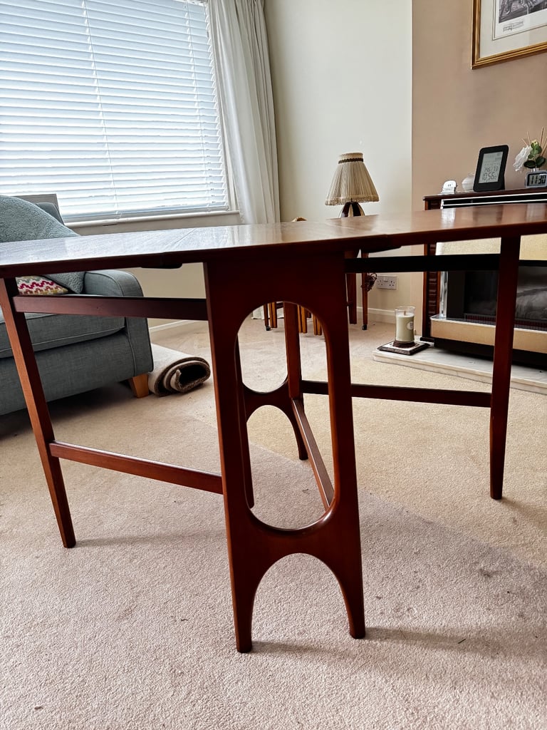 Mid-Century Folding Dining Table – Very Good Condition
