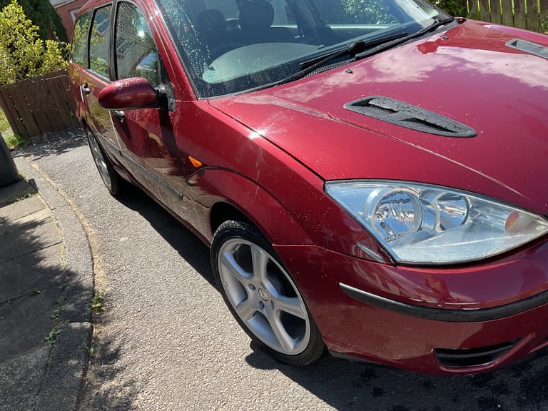 Ford focus mk1 wanted auto/manual photo of type of car 