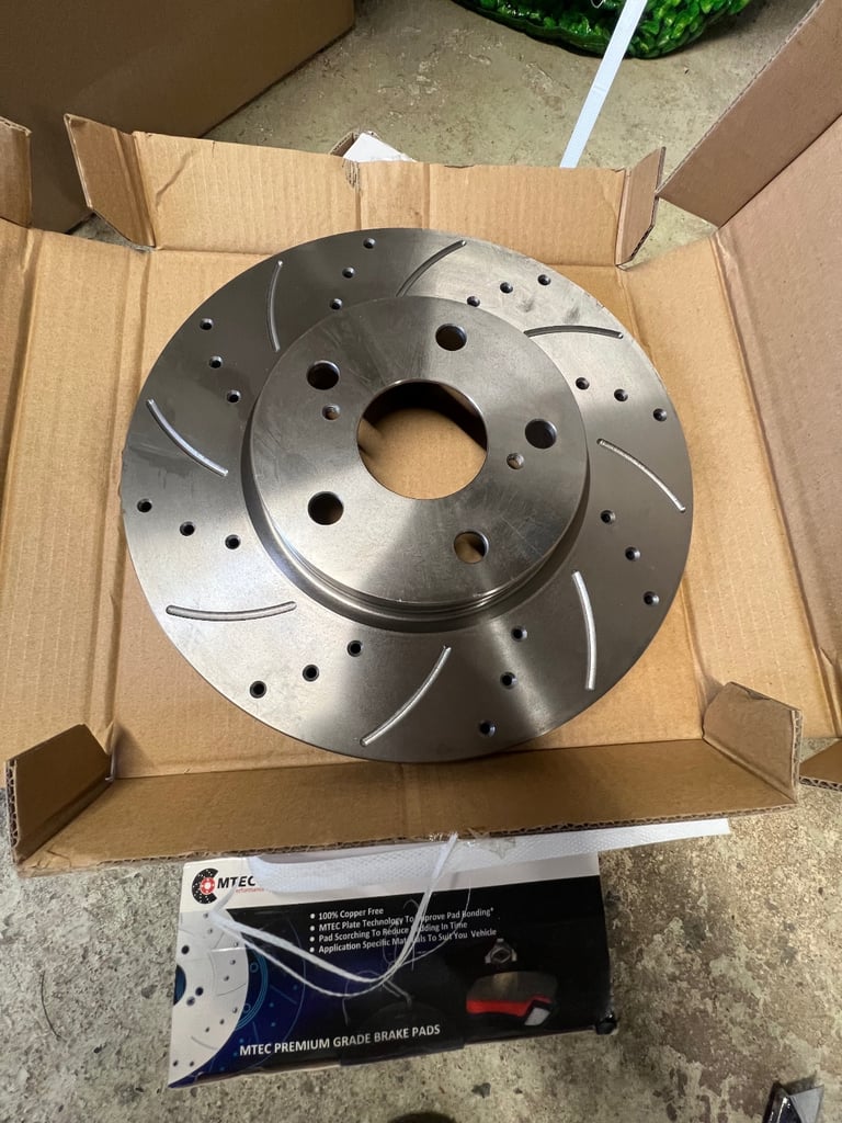 Lexus, IS, Saloon, 2006, Manual, 2449 (cc), 4 doors