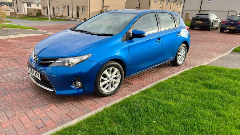 image for Toyota, AURIS, Hatchback, 2014, Manual, 1329 (cc), 5 doors