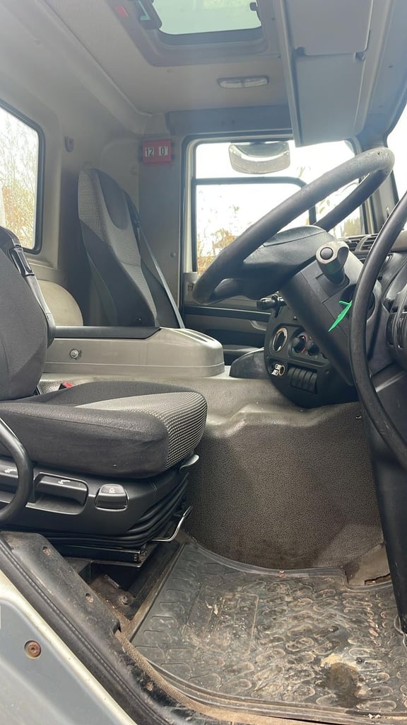 2013 (62) LEYLAND DAF CF 85 WHALE VACUUM TANKER. 32 TON GVW.  AUTO