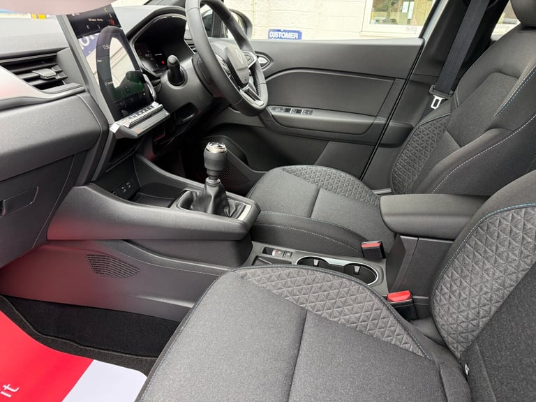 2025 Renault Captur 1.0 TCE 90 Evolution 5dr, UNDER 10 MILES, SEPTEMBER 2028 RENAULT WARRANTY,  H...