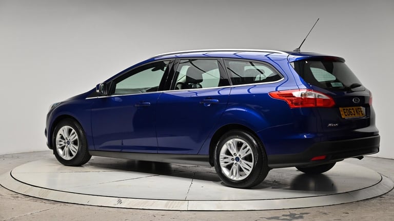 2013 Ford Focus 1.6 Titanium Navigator Powershift Euro 5 5dr ESTATE Petrol Automatic