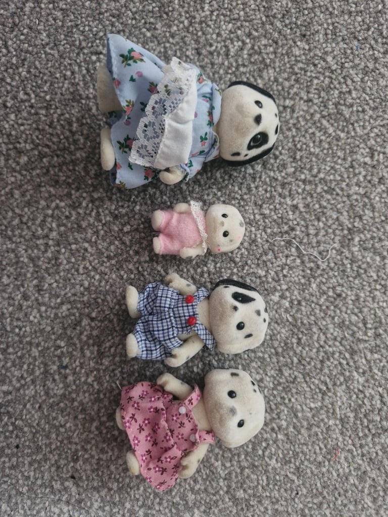 image for Vintage sylvanian families black dalmatian dog family 