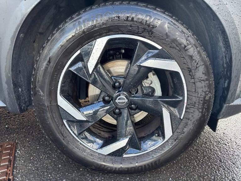 Nissan Juke 1.6 Hybrid N-Connecta 5dr Auto Petrol/Electric Hybrid