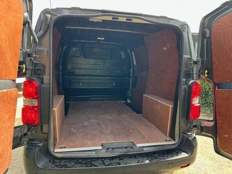 2022 Citroen Dispatch 1000 1.5 BlueHDi 100 Van Enterprise Pro PANEL VAN DIESEL Manual