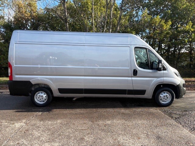 2021 Peugeot Boxer 2.2 BlueHDi L3H2 Professional Van 140ps PANEL VAN Diesel Manual