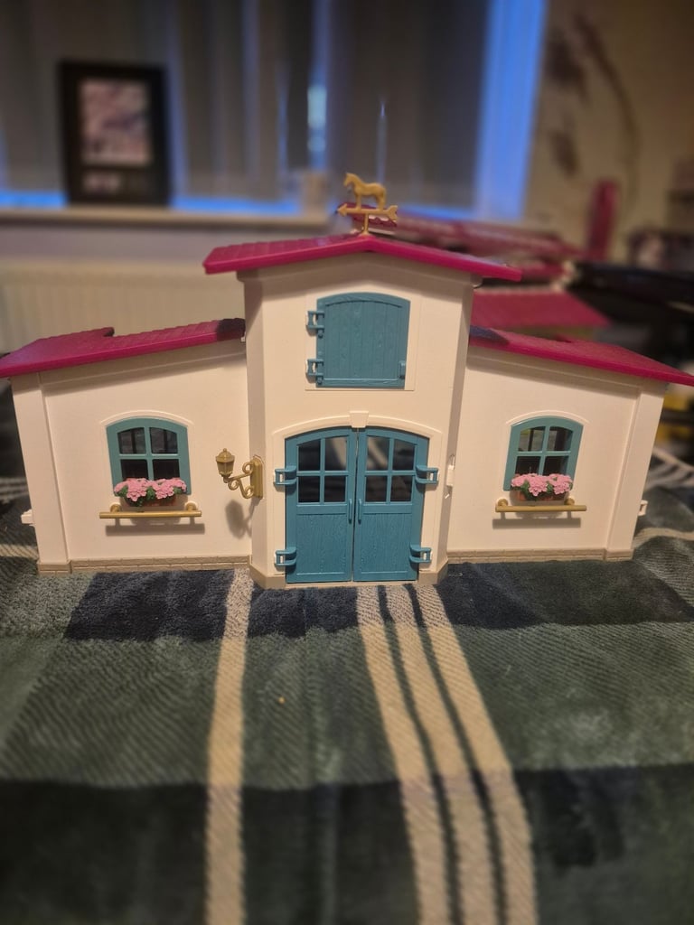 image for Schleich riding center