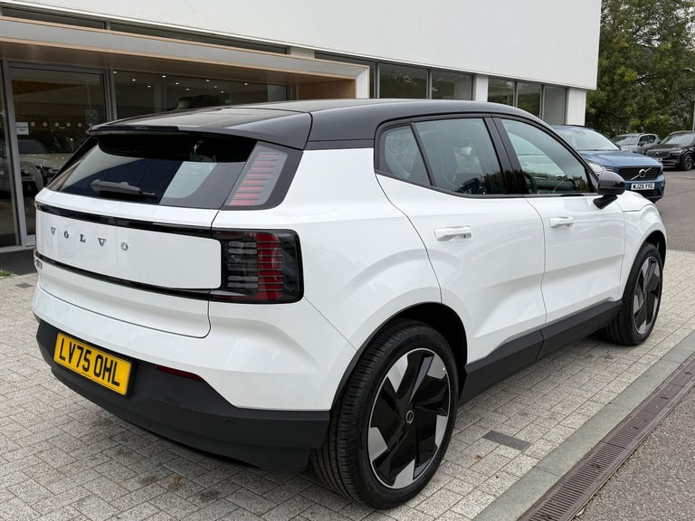 2025 Volvo EX30 Single Motor Extended Range 69kWh Plus SUV 5dr Electric Auto (272 ps) ESTATE Elec...