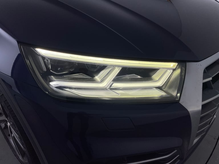 2019 Audi Q5 2.0 TDI 40 S line SUV 5dr Diesel S Tronic quattro Euro 6 (s/s) (190 ps) - S Suv Dies...