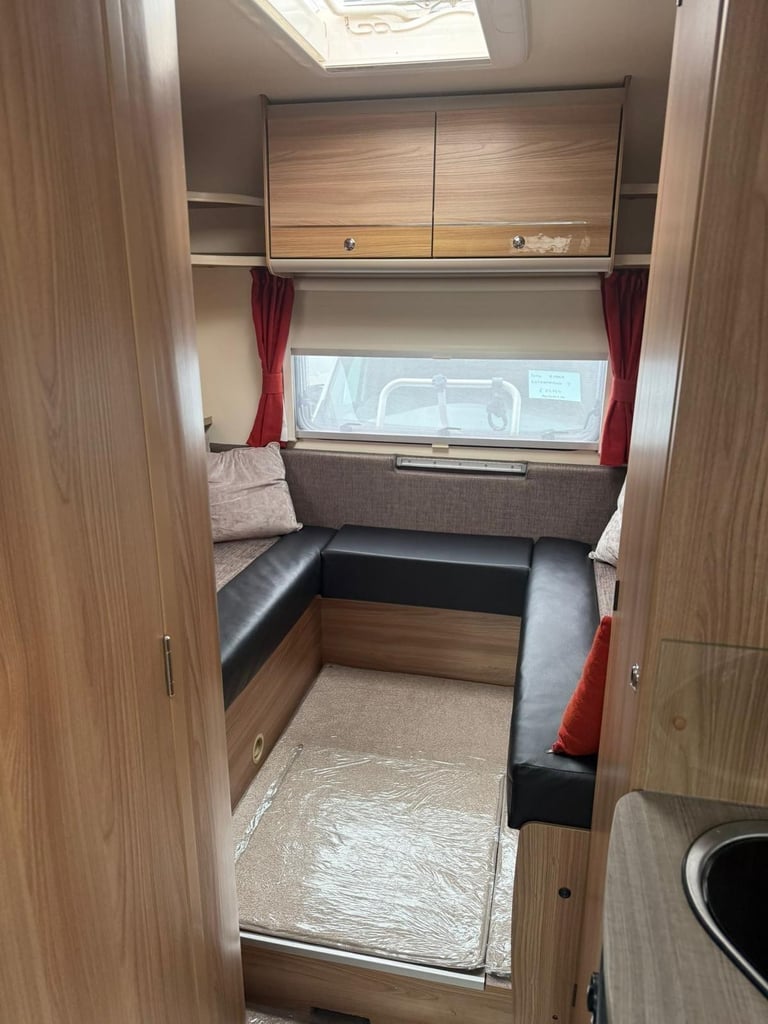 2015 - Bailey Approach Advance 615 - 2.2ltr - 29,000 Miles - 3 Berth / 4 Belts 