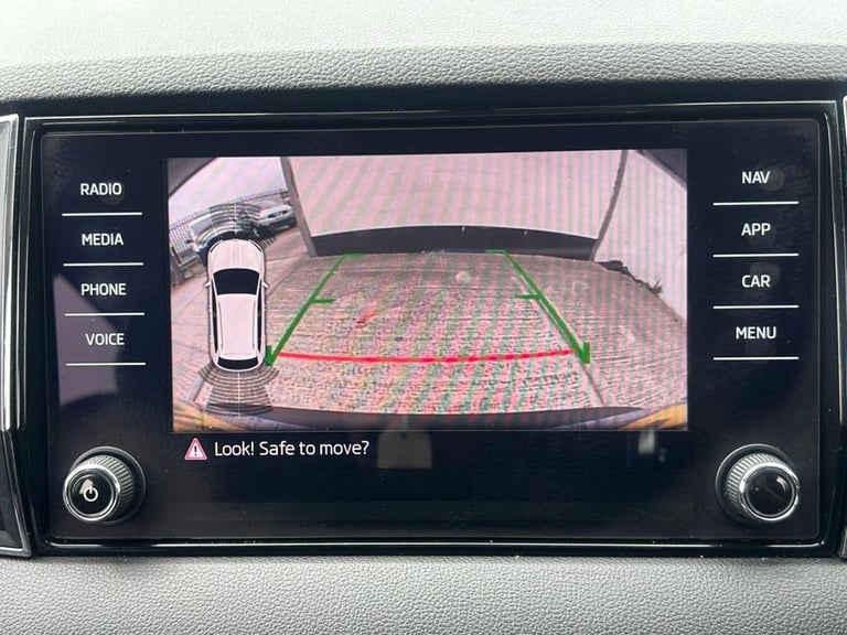 2018 18 SKODA KAROQ 2.0 TDI SE L SUV 5DR DIESEL DSG 4WD EURO 6 (S/S) (150 PS) DI