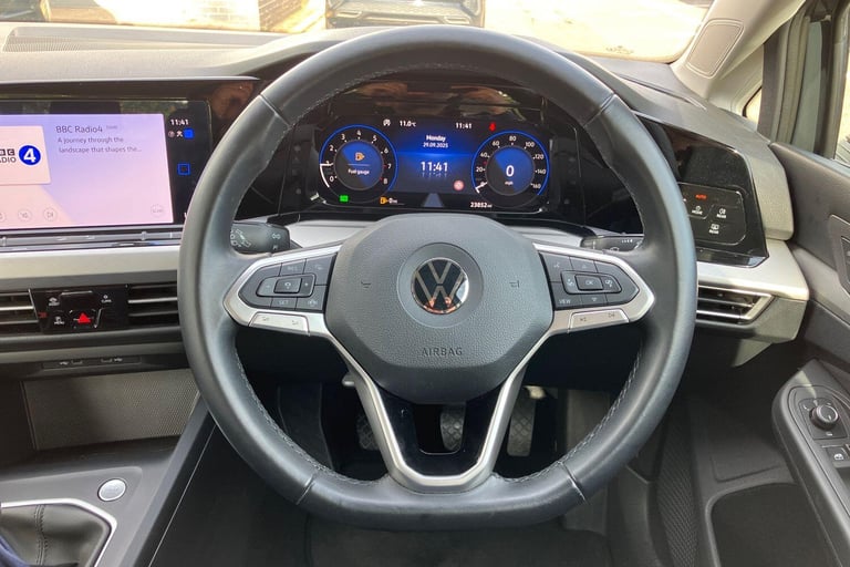 2021 Volkswagen Golf Life MK8 1.5 TSI 150PS 6-speed Manual 5 Door HATCHBACK Petrol Manual