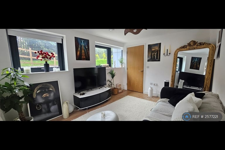2 bedroom house in Furness Quay, Salford, M50 (2 bed) (#2577221)