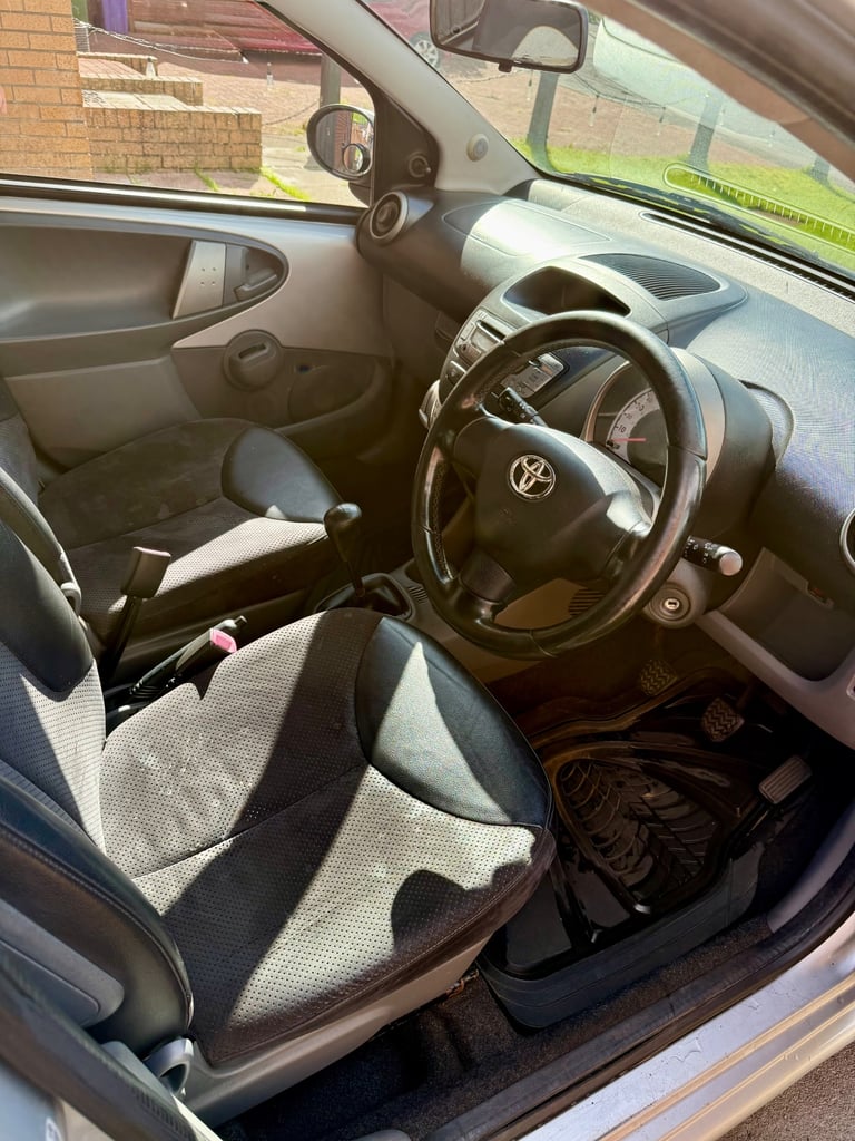 Toyota, AYGO, Hatchback, 2008, Manual, 998 (cc), 5 doors