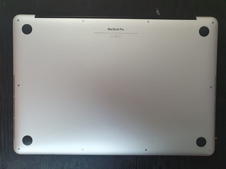 MacBook pro 15 Inch, 16 GB RAM, I7 Intel  