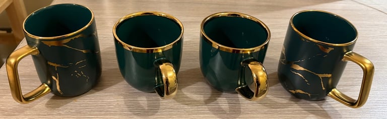 image for Set of cups and mugs