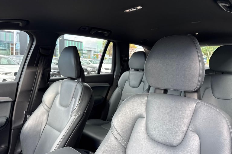 2021 Volvo XC90 2.0 B5 MHEV Momentum SUV 5dr Diesel Hybrid Auto 4WD Euro 6 (s/s) (235 ps) ESTATE ...