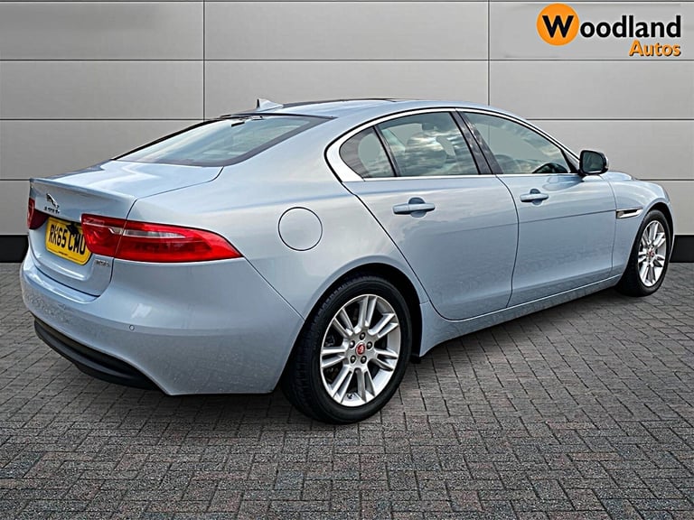 2015 Jaguar XE 2.0 Prestige 4dr Auto SALOON Petrol Automatic