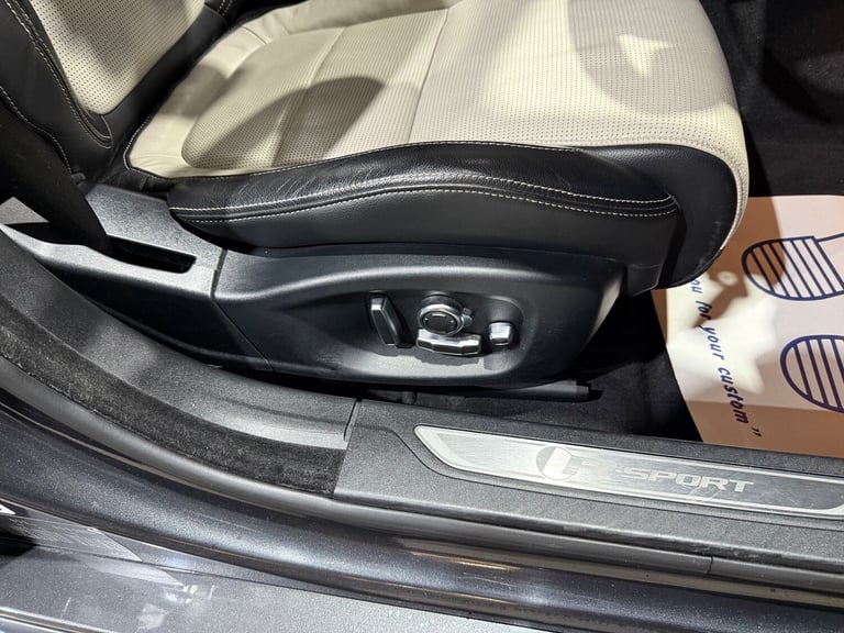 2017 Jaguar XF 2.0d R-Sport Saloon 4dr Diesel Auto AWD Euro 6 (s/s) (240 ps)