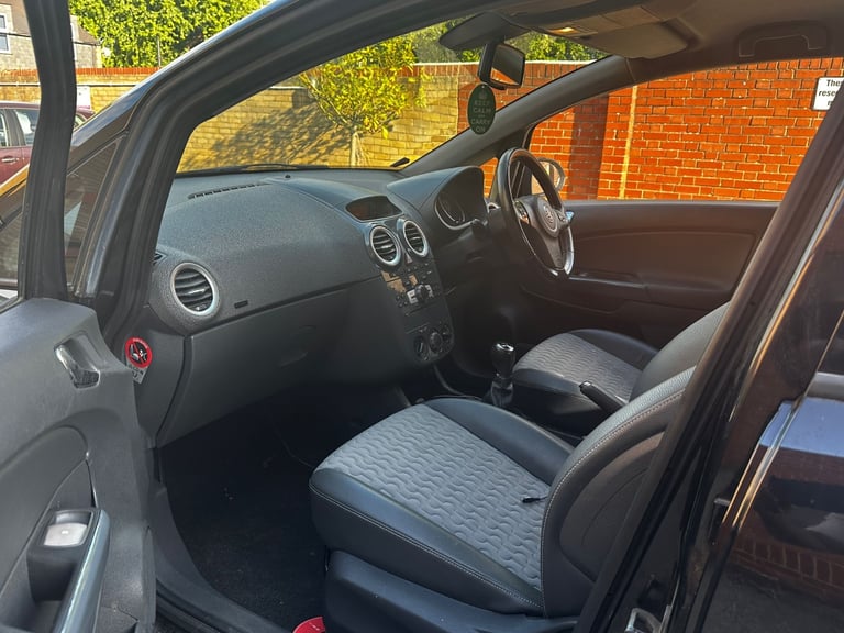 Vauxhall, CORSA, Hatchback, 2011, Manual, 1398 (cc),5 doors - Image 7