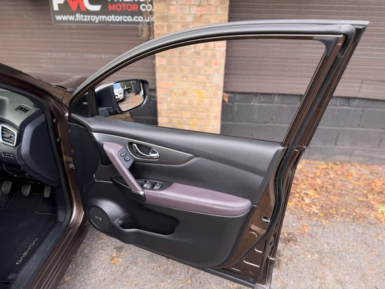 2017 Nissan Qashqai 1.5 dCi Tekna+ 5dr HATCHBACK DIESEL Manual