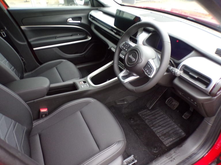 2025 Jeep Avenger E-summit156hp Auto HATCHBACK Electric Automatic