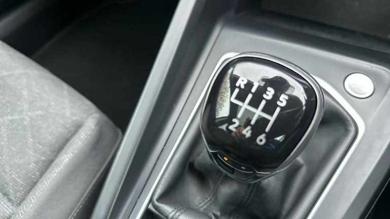 2021 Volkswagen Golf 1.5 TSI Life Hatchback 5dr Petrol Manual Euro 6 (s/s) (130 ps) Hatchback Pet...