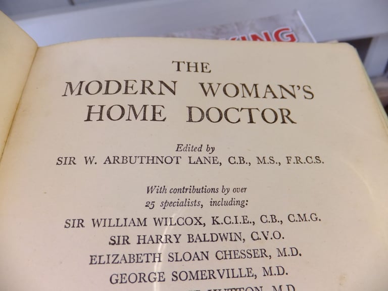 3 boxes Assorted books    [total 62 books]