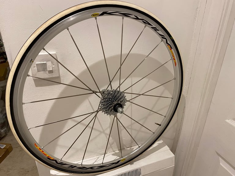 BIKE CLUB-Mavic Ksyrium Elite Silver rear wheel 