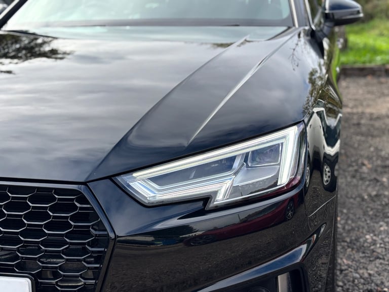 2019 Audi A4 2.0D 35 TDI S Line S Tronic Automatic Black Estate Diesel ULEZ FSH ESTATE Diesel Aut...