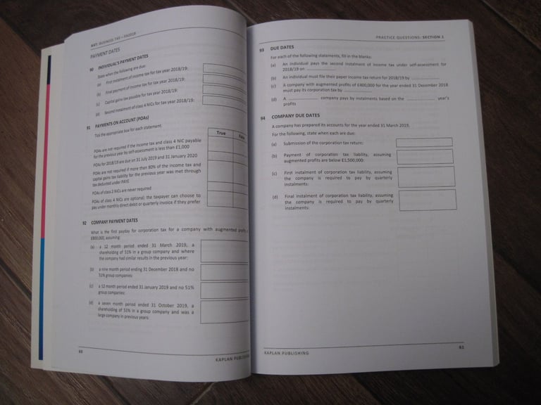 AAT Level 4 Exam Kit 2018/2019 - Kaplan Publishing (5 books)