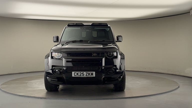 2025 Land Rover Defender 110 3.0 D250 MHEV X-Dynamic SE Hard Top SUV 5dr Diesel Auto 4WD MWB Euro...