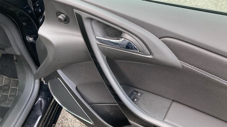 2017 Vauxhall Astra GTC 1.4T 16V 140 Limited Edition 3dr [Nav/Leather] Petrol Coupe Coupe Petrol ...